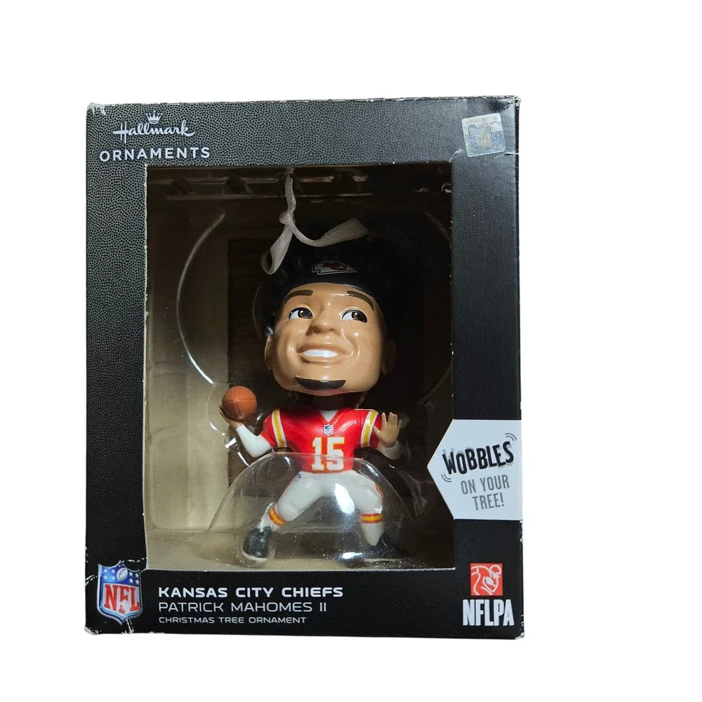 Hallmark Kansas City Chiefs Patrick Mahomes‎ II Christmas Ornament 2021 NFL NIB
